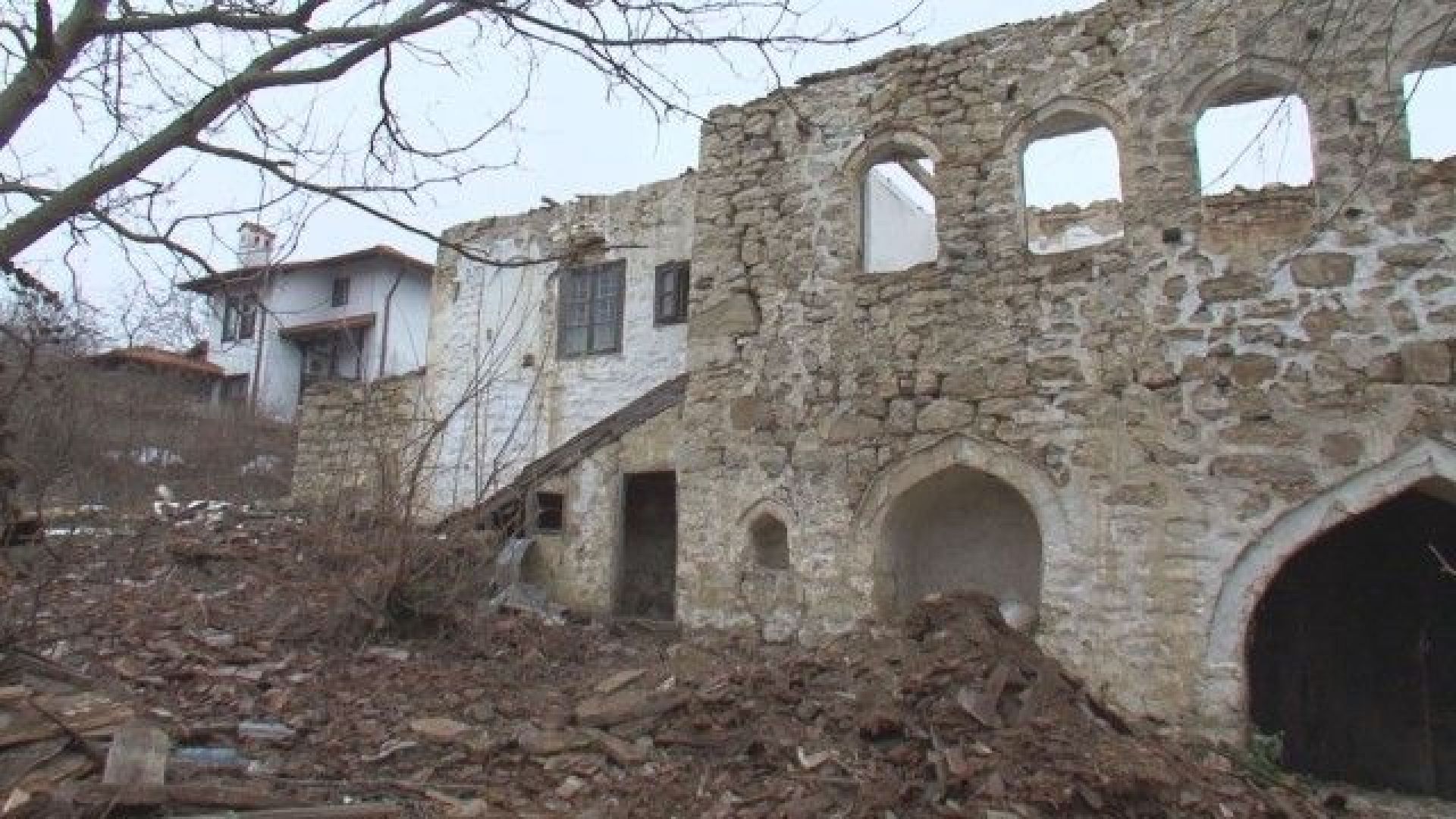 Тревога сред жителите на Арбанаси заради Съдбата на къща паметник на