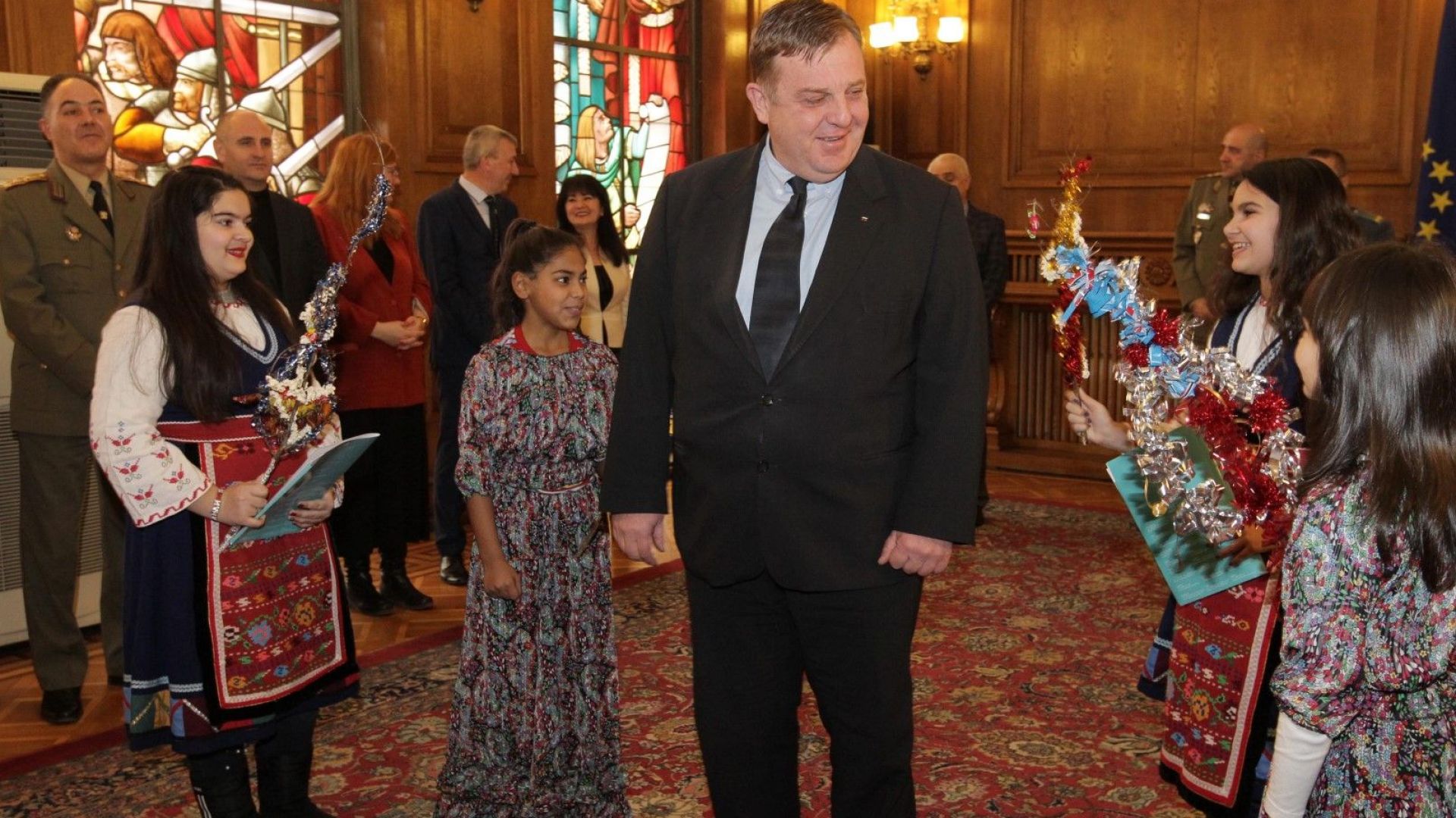 В средата на мандата на настоящото управление на страната част