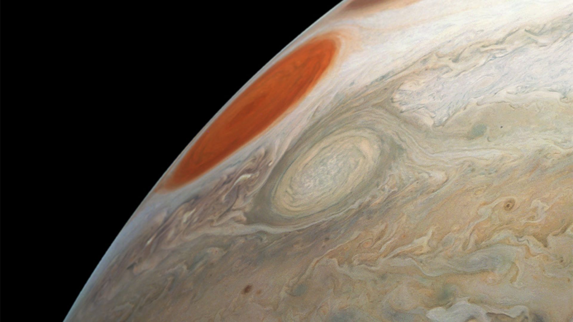 НАСА публикува нова порция снимки от Юпитер