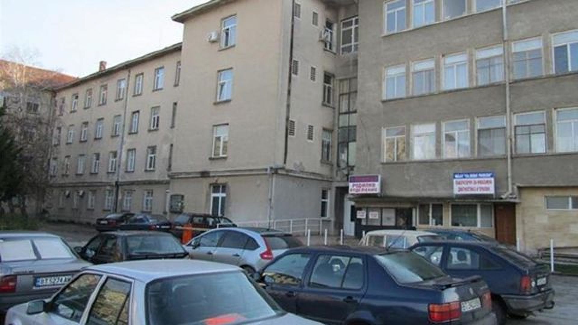 Граждански патрули пазят спешните медици в Горна Оряховица 