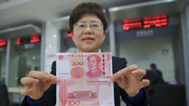 Русия стана третият най-голям пазар за плащания в юани