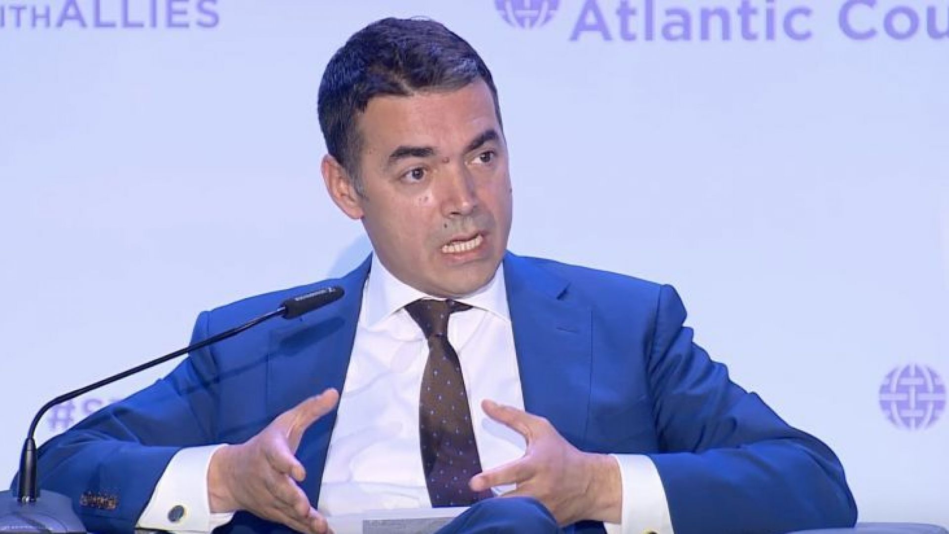 Македонският външен министър Никола Димитров който се споменава като възможен