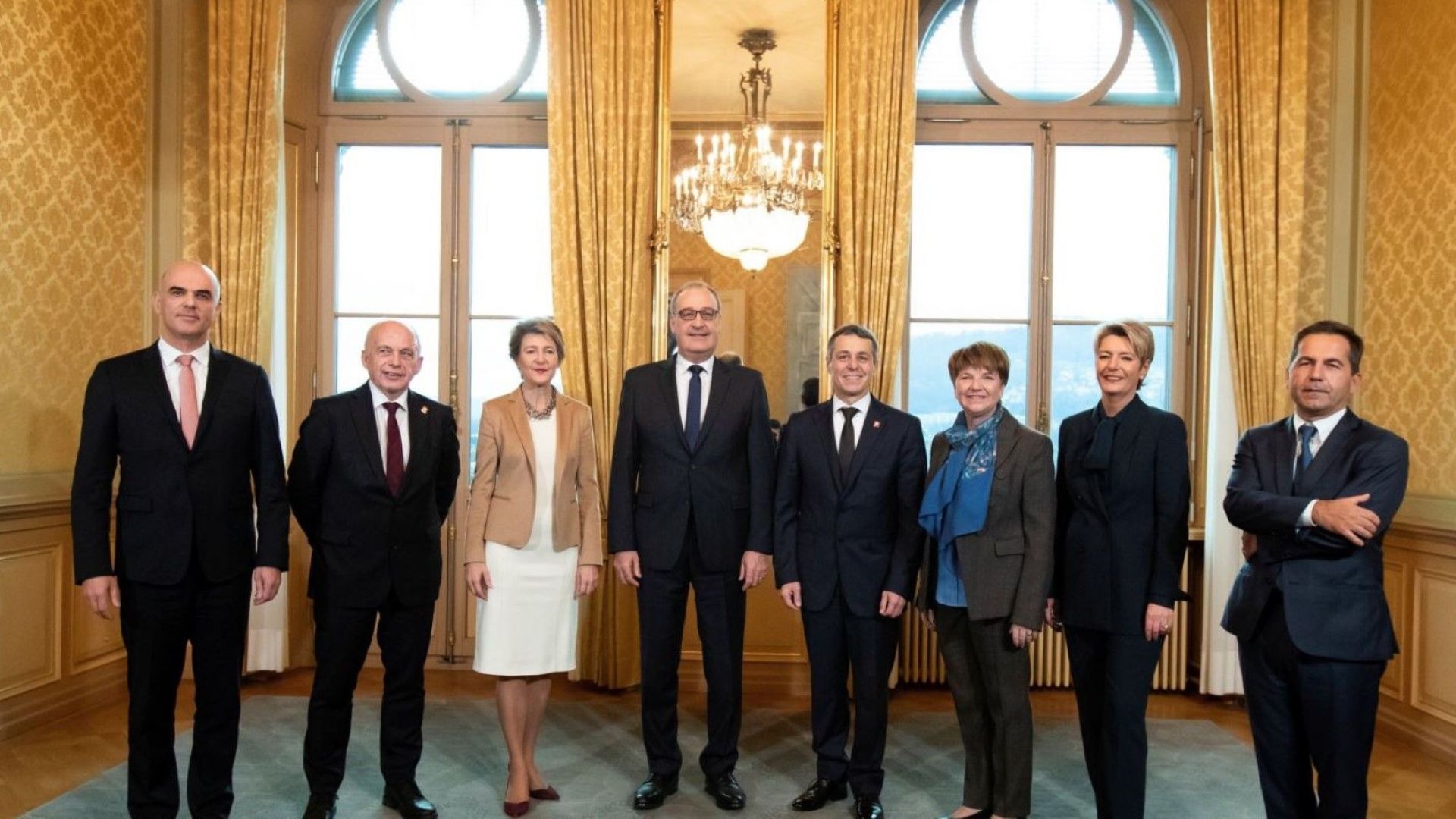 Швейцария е държавата в която системата пряка демокрация работи от