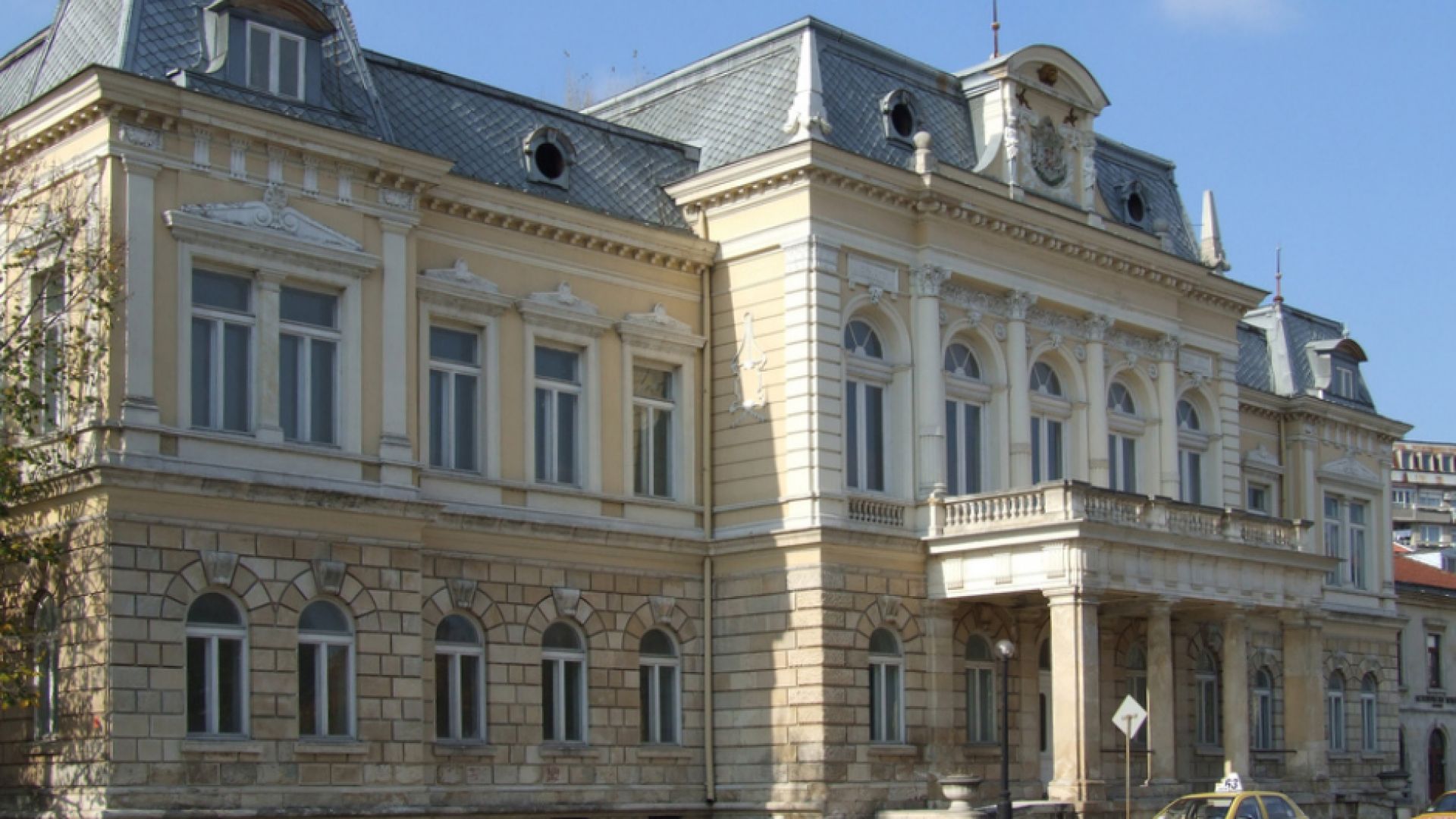 Уникален портрет на княз Александър I Батенберг заедно с княжески