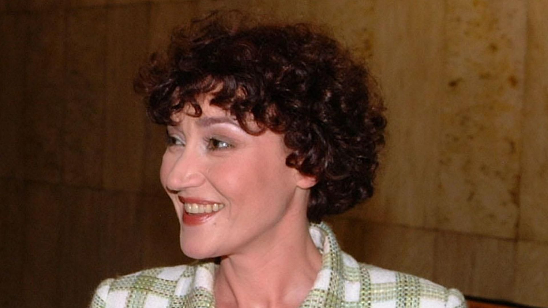 Открито с Валя Ахчиева временно пада от програмата на БНТ