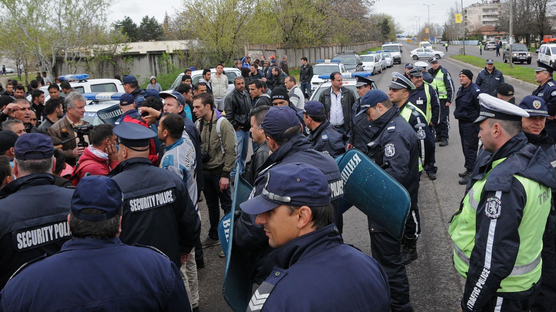 Обвинените за бунта в бежанския лагер в Харманли получиха осъдителни