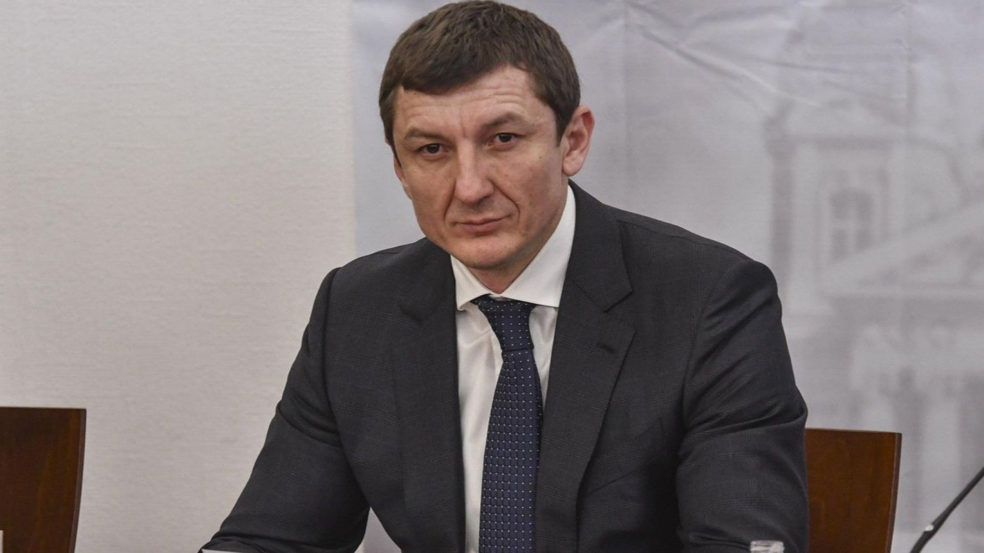 Разцепление в партията на Касим Дал. Орхан Исмаилов отказва да подаде оставка