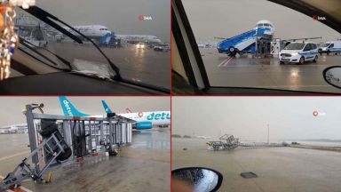 Торнадо на летището в Анталия - 2 повредени самолета и 12 пострадали