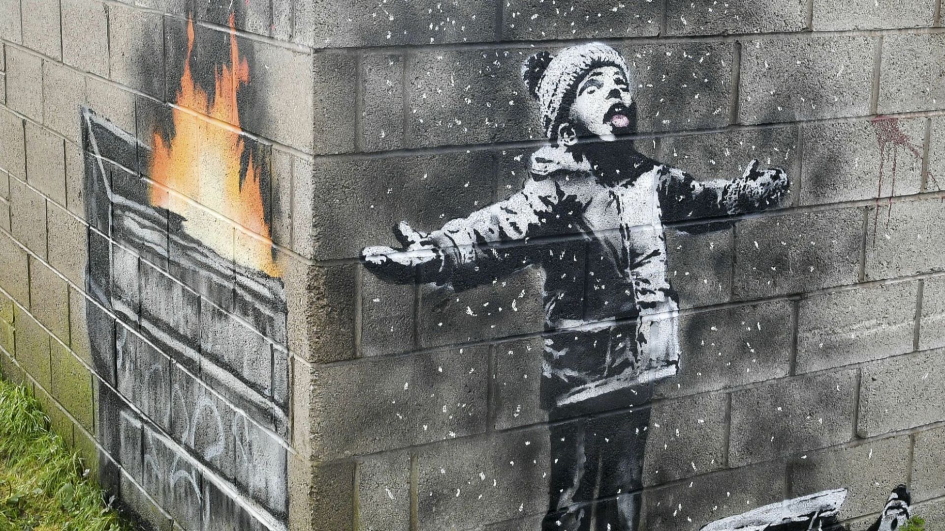 Неизвестни лица са откраднали от концертната зала Батаклан работа на