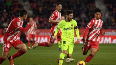 Без да блести, Барса рутинно би каталунски съсед