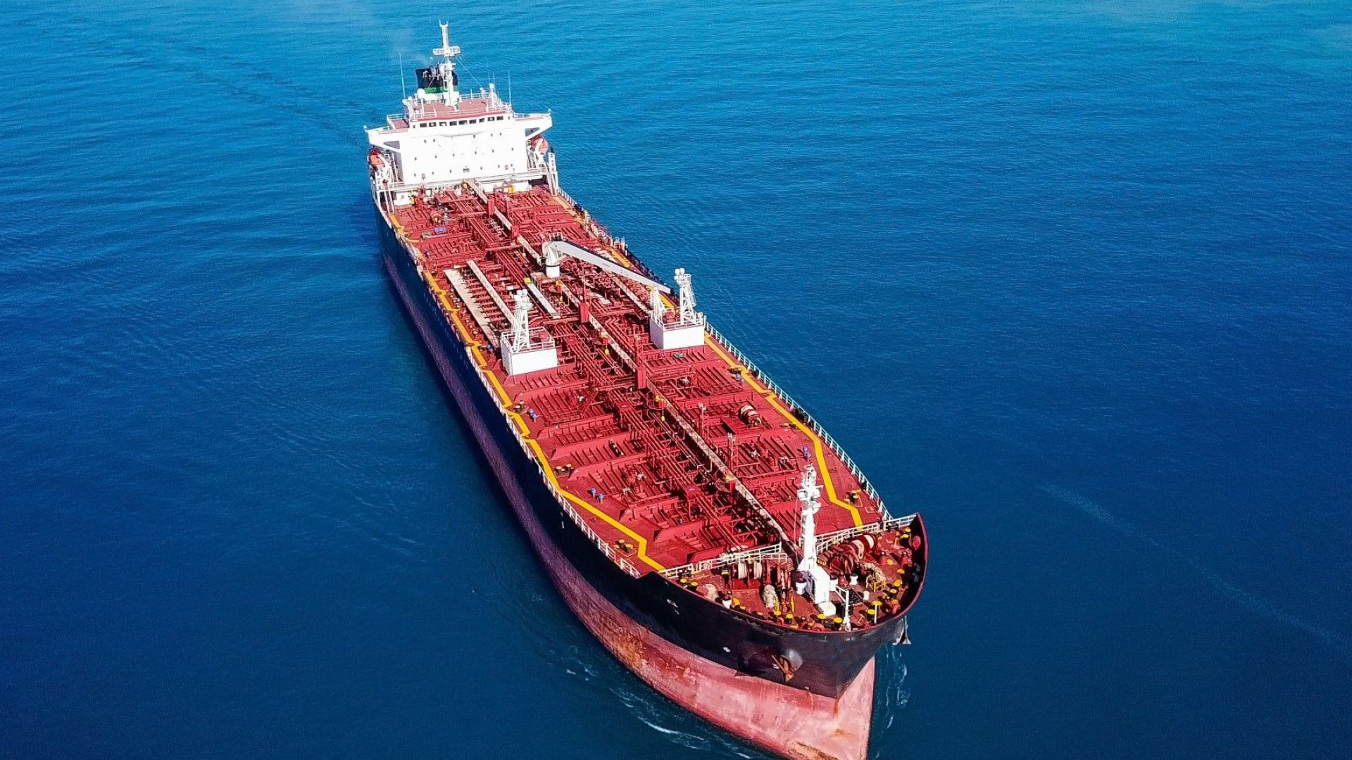 Кредитори на Венецуела блокираха танкер, пълен с петрол в Карибско море