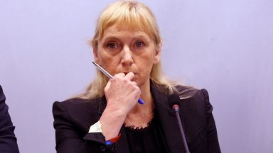 Изпълнителното бюро на БСП номинира Елена Йончева за водач на листата