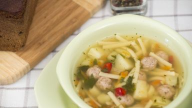 Германците се зареждат с разтворими супи, чакат епидемия