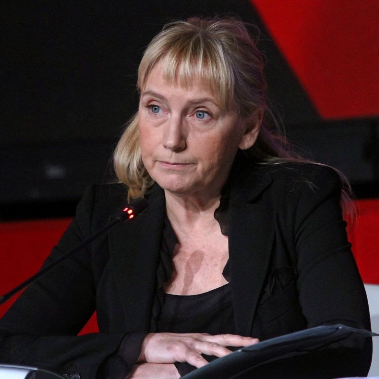 Елена Йончева, депутат от БСП
