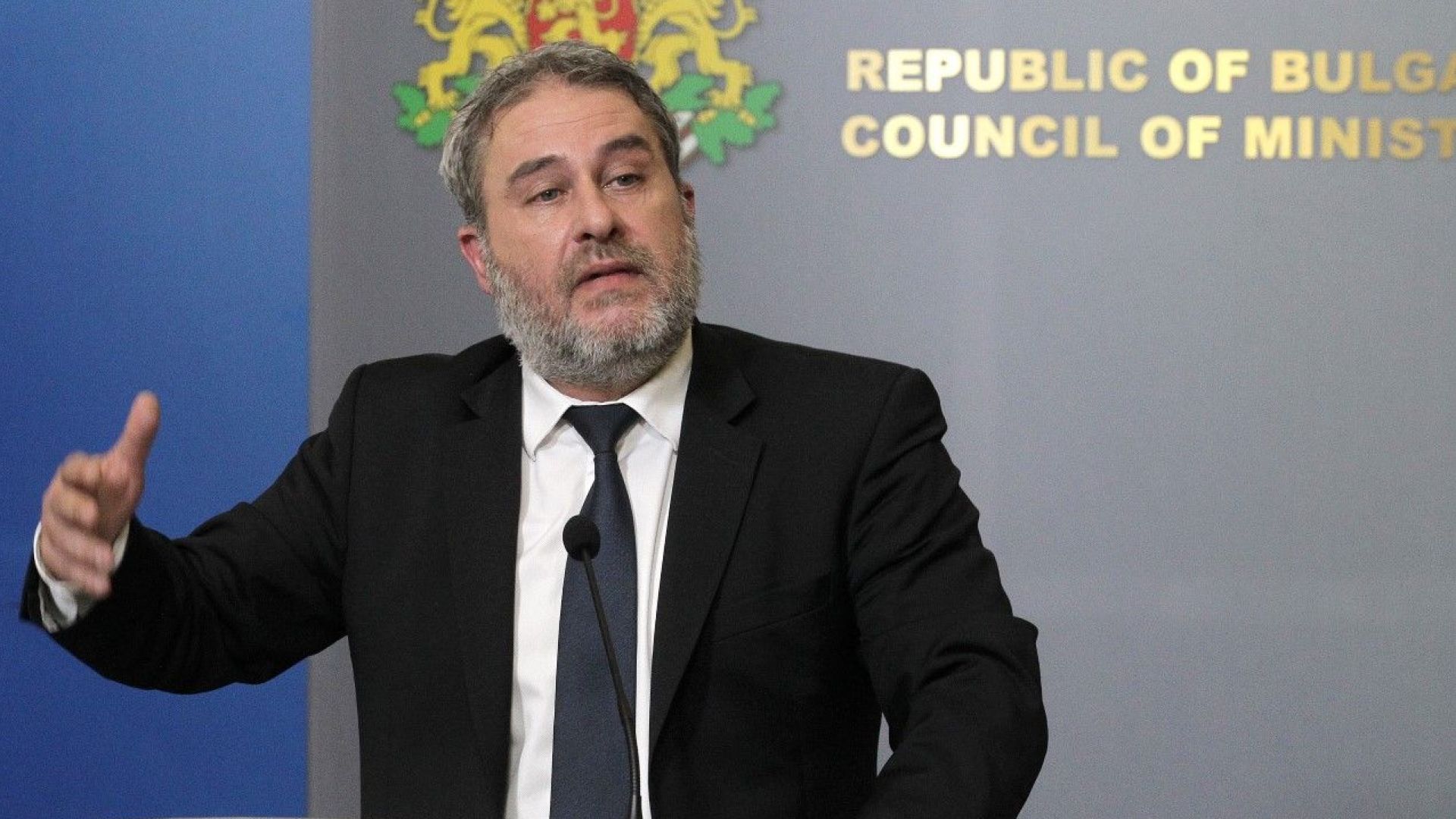 Тези хора са схемаджии и изнудвачи Една малка организирана престъпна