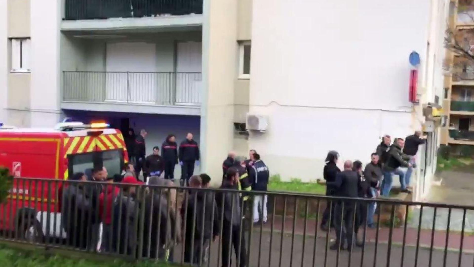 Неизвестен мъж откри стрелба по пешеходци на френския остров Корсика