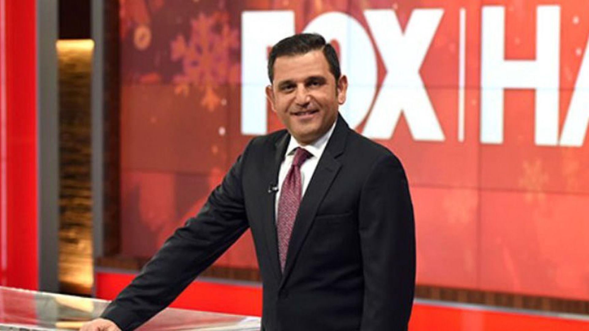 Известният турски телевизионен водещ Фатих Портакал обяви че се оттегля