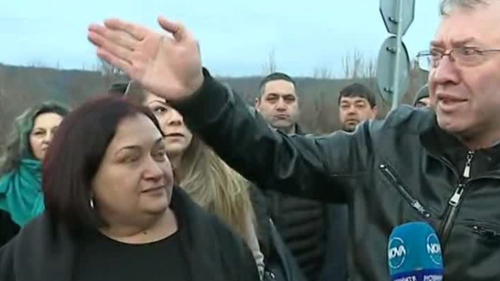 Недоволството на хората в пернишкото село Драгичево продължава след като