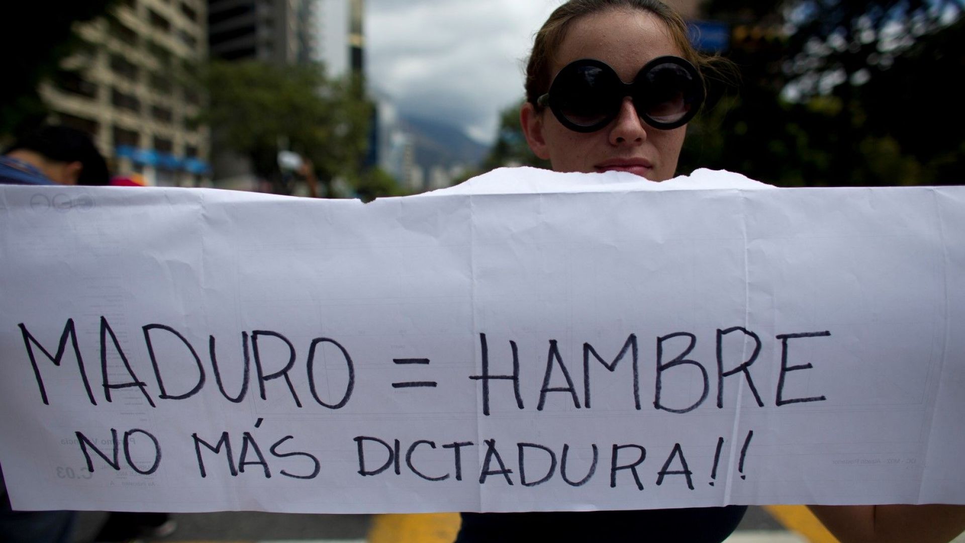 Венецуелските власти арестуват чуждестранни журналисти