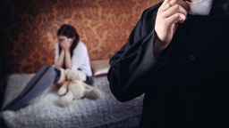 Католическата църква публикува имената на близо 300 свещеници педофили от Тексас