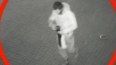 Задържаха крадеца на  "Аполон Медикус" от чешмата до халите