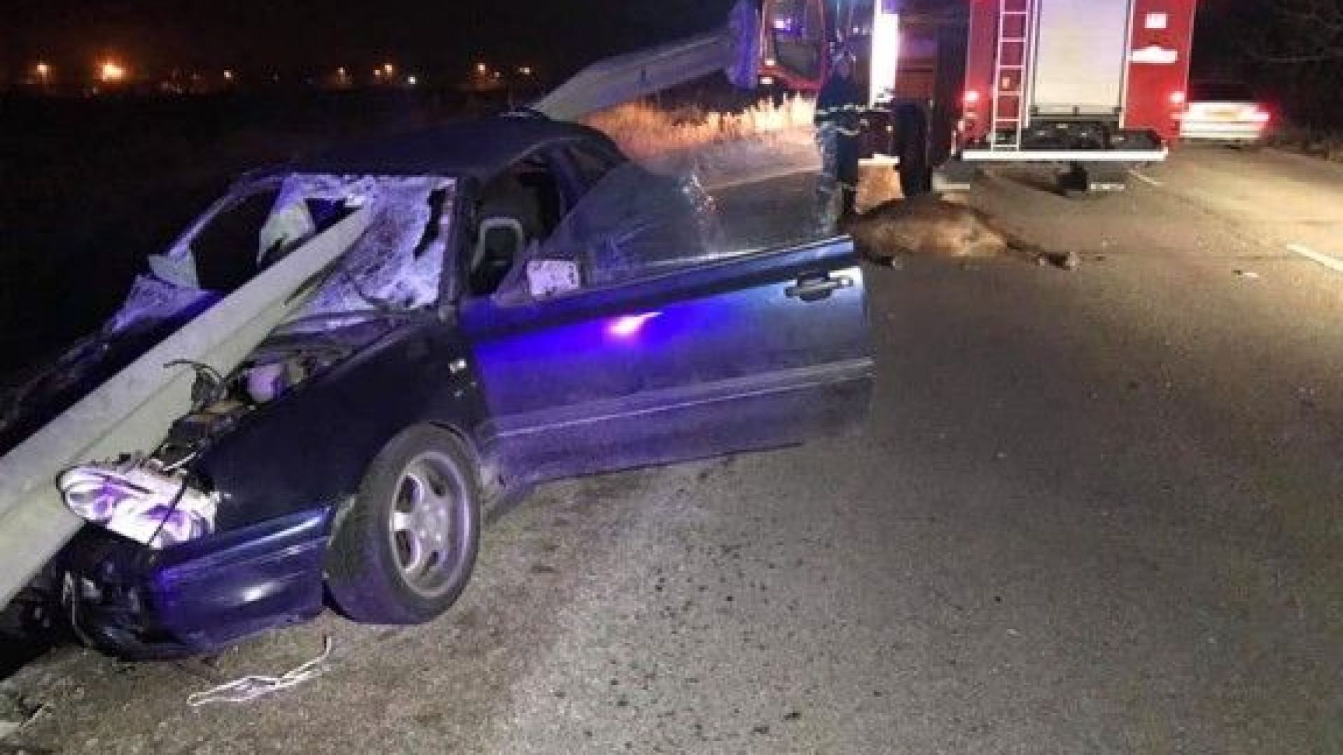 Тежка катастрофа стана тази вечер на пътя между Казанлък и