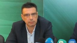 След спецакцията в Бургас: 2-ма задържани след кражби за над 300 000 лв. 