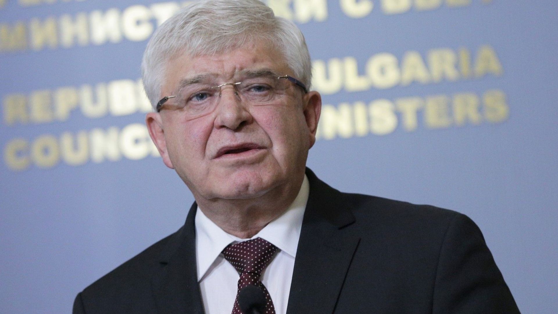 Нашите данни показват че около 8 от хората са ощетени