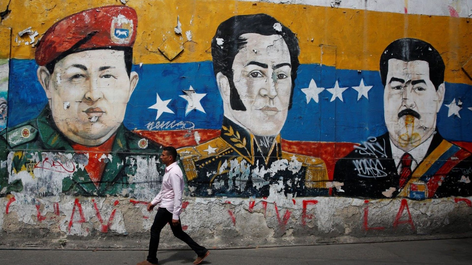 Венецуелският президент Николас Мадуро заяви днес че ще разгроми опозицията