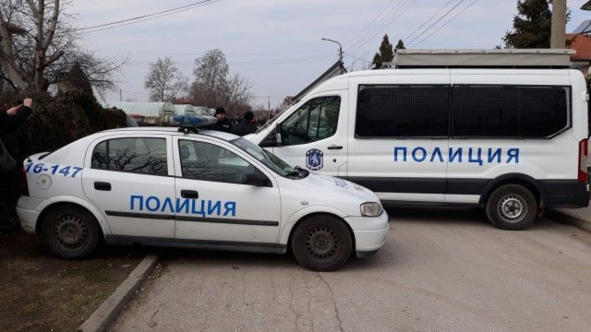 Обстановката в село Войводиново вече е спокойна Това съобщиха от