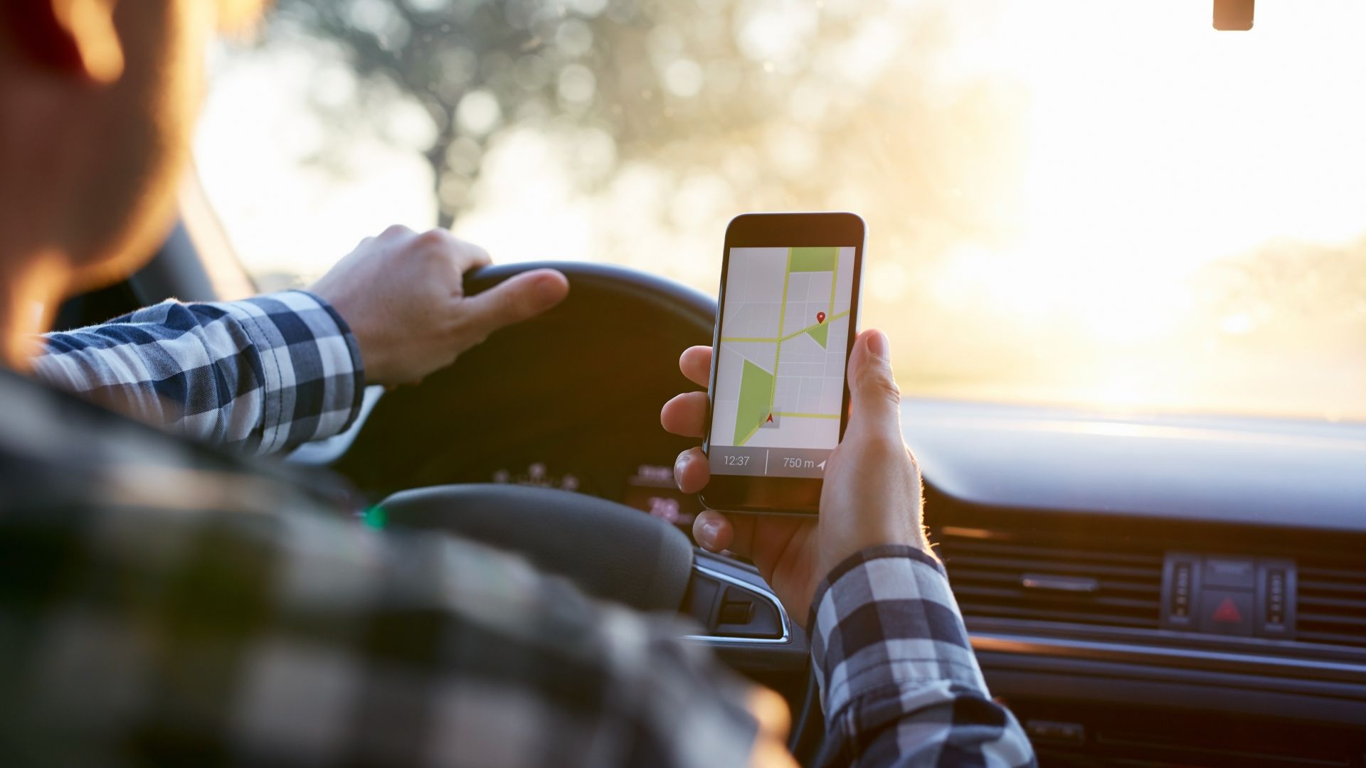 Уязвимости в популярен GPS тракер разкриват местоположението на повече от 1,5 милиона автомобила 