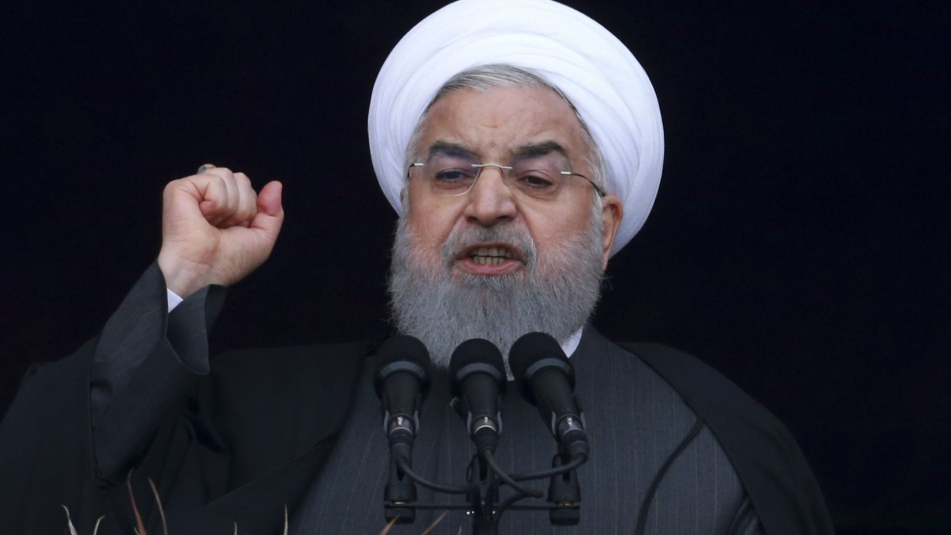 Иран е решен да засилва военната си мощ и да