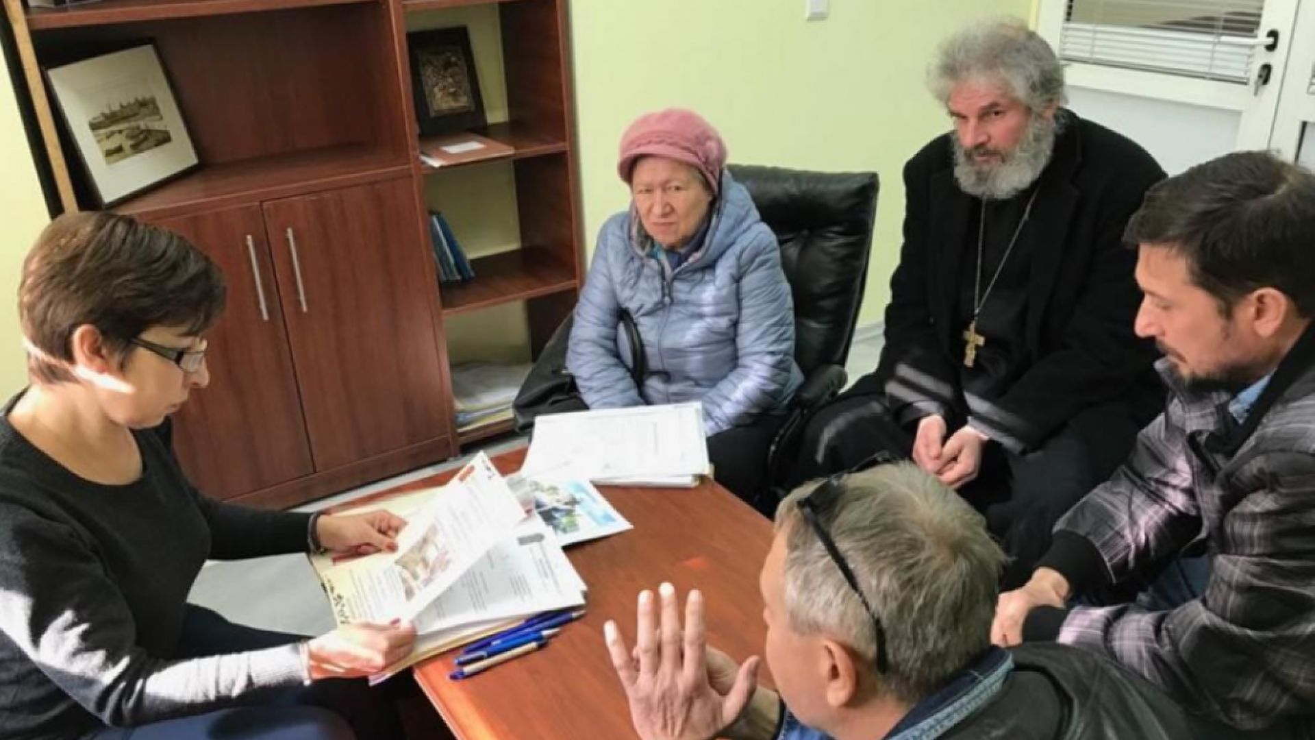 Миряни споделиха с варненския депутат Нели Петрова идеята за изграждането