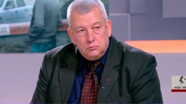 Бившият шеф на ЦСБОП: Не вярвам напълно в тезата, че Гебрев е бил отровен
