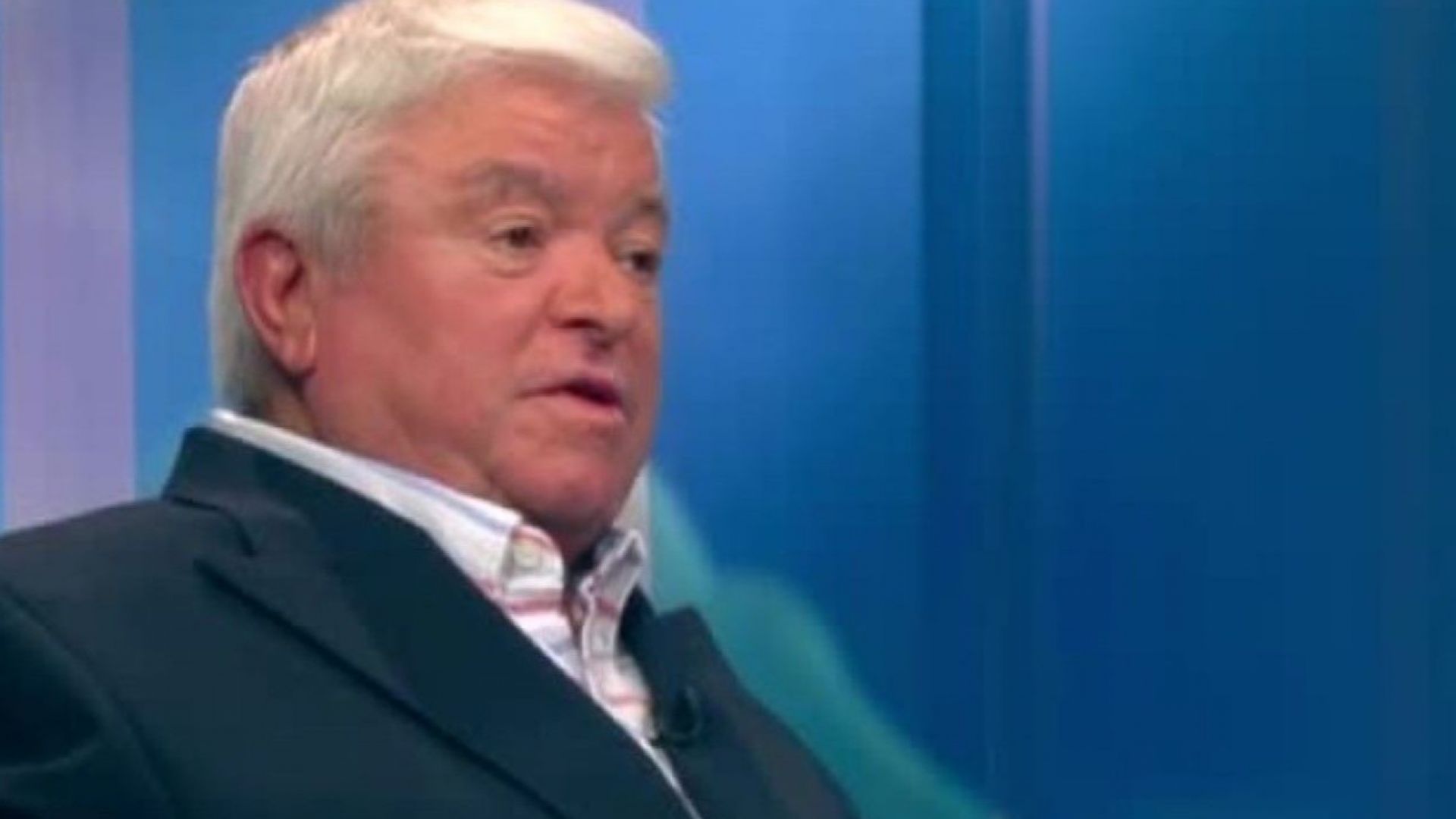 Единственото което иска е парите да бъдат похарчени 100 за