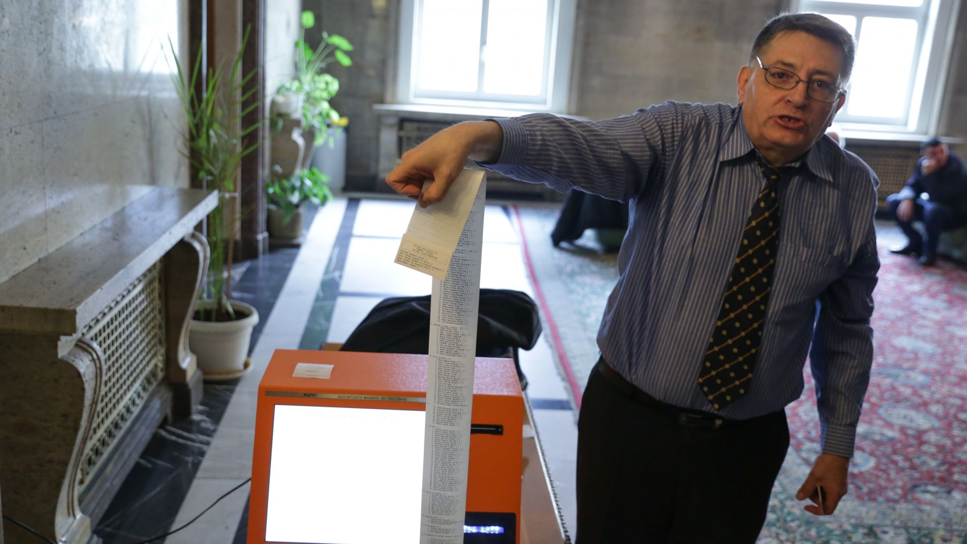 На края на изборния дзен от машината ще се вади такъв протокол