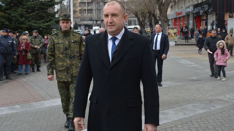 Президентът призова да се смени радикално политическата среда
