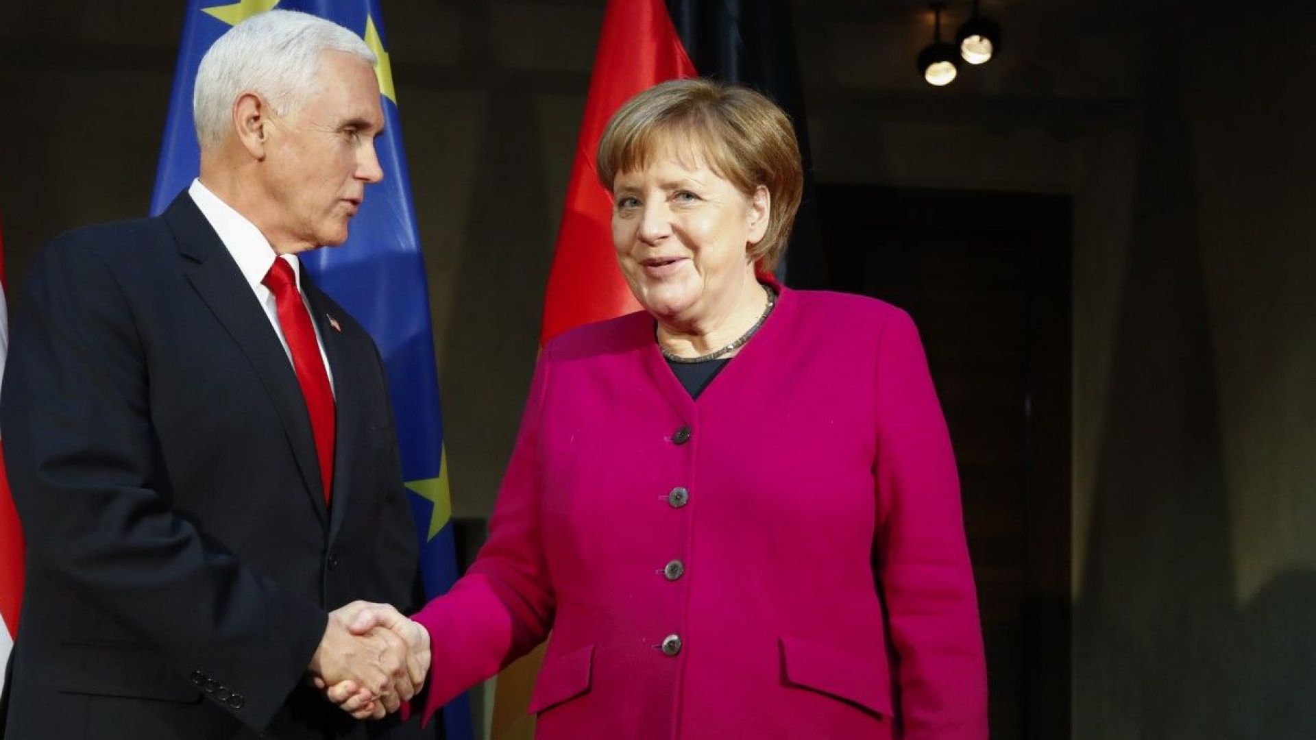 Вицепрезидентът на САЩ Майк Пенс заяви днес пред германския канцлер