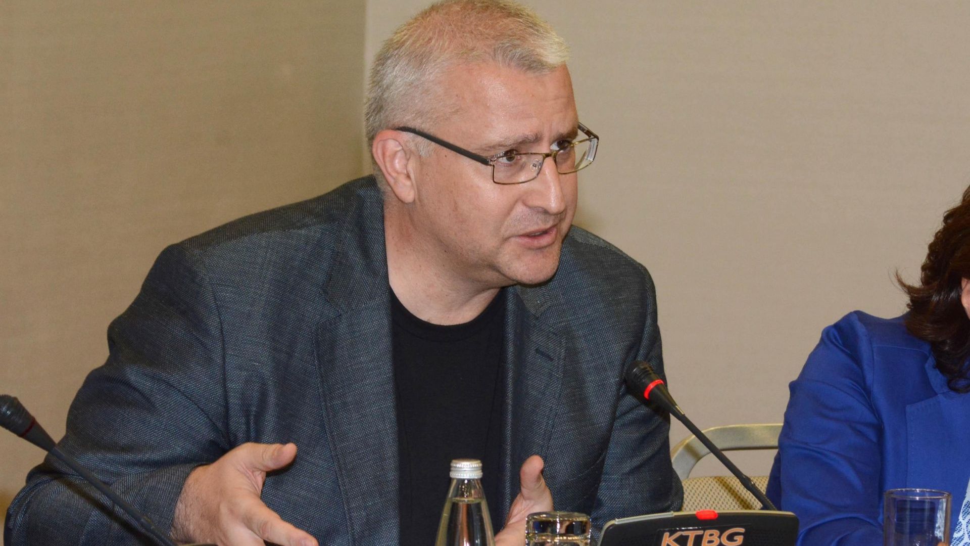 Демократична България ще покани ДБГ СДС и други десни формации