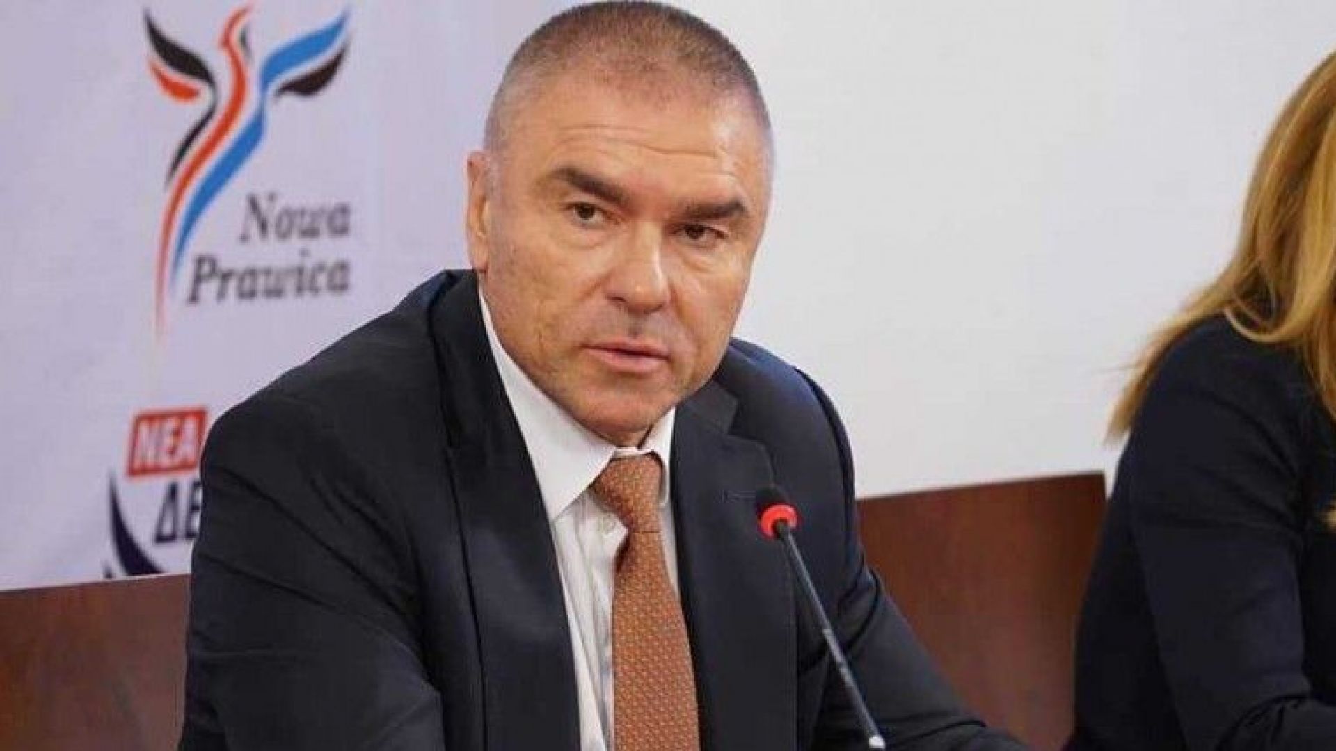 На днешния брифинг на ГЕРБ депутатът Георги Марков си позволи