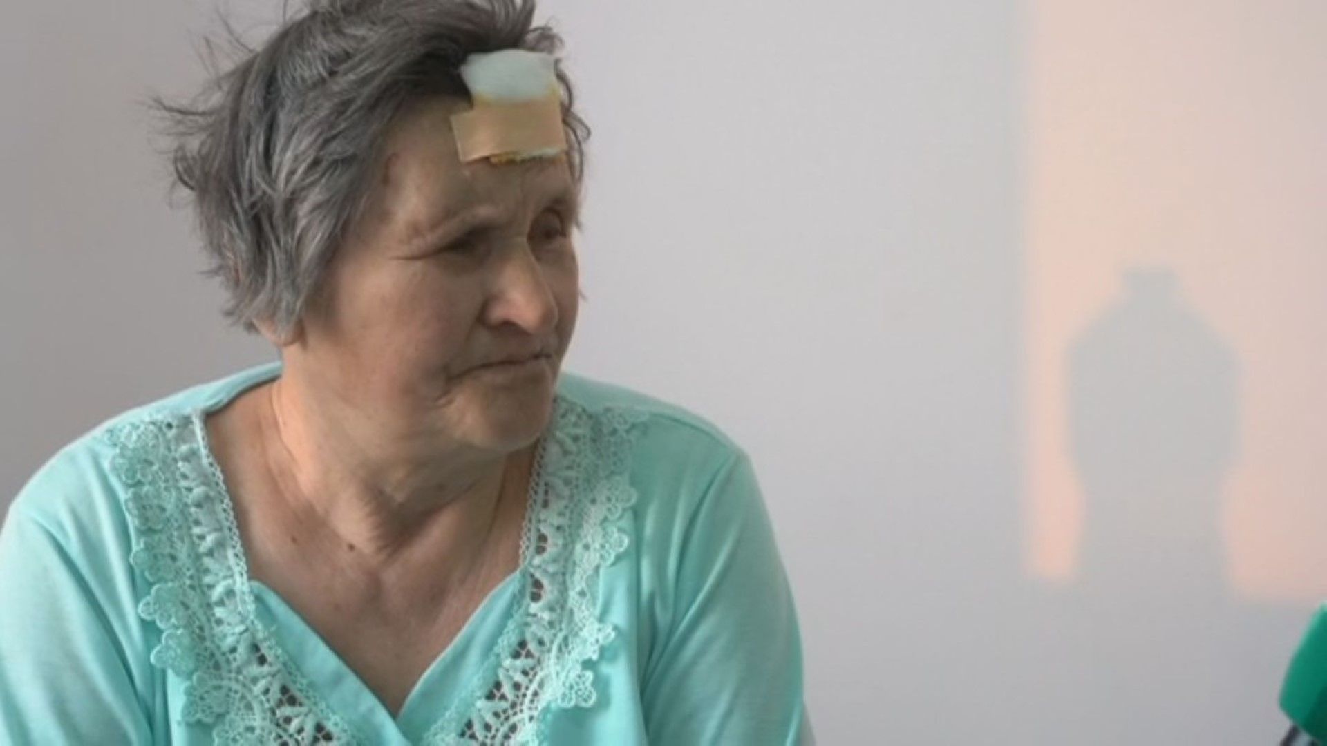 Жена на 69 години е в болница след побой и