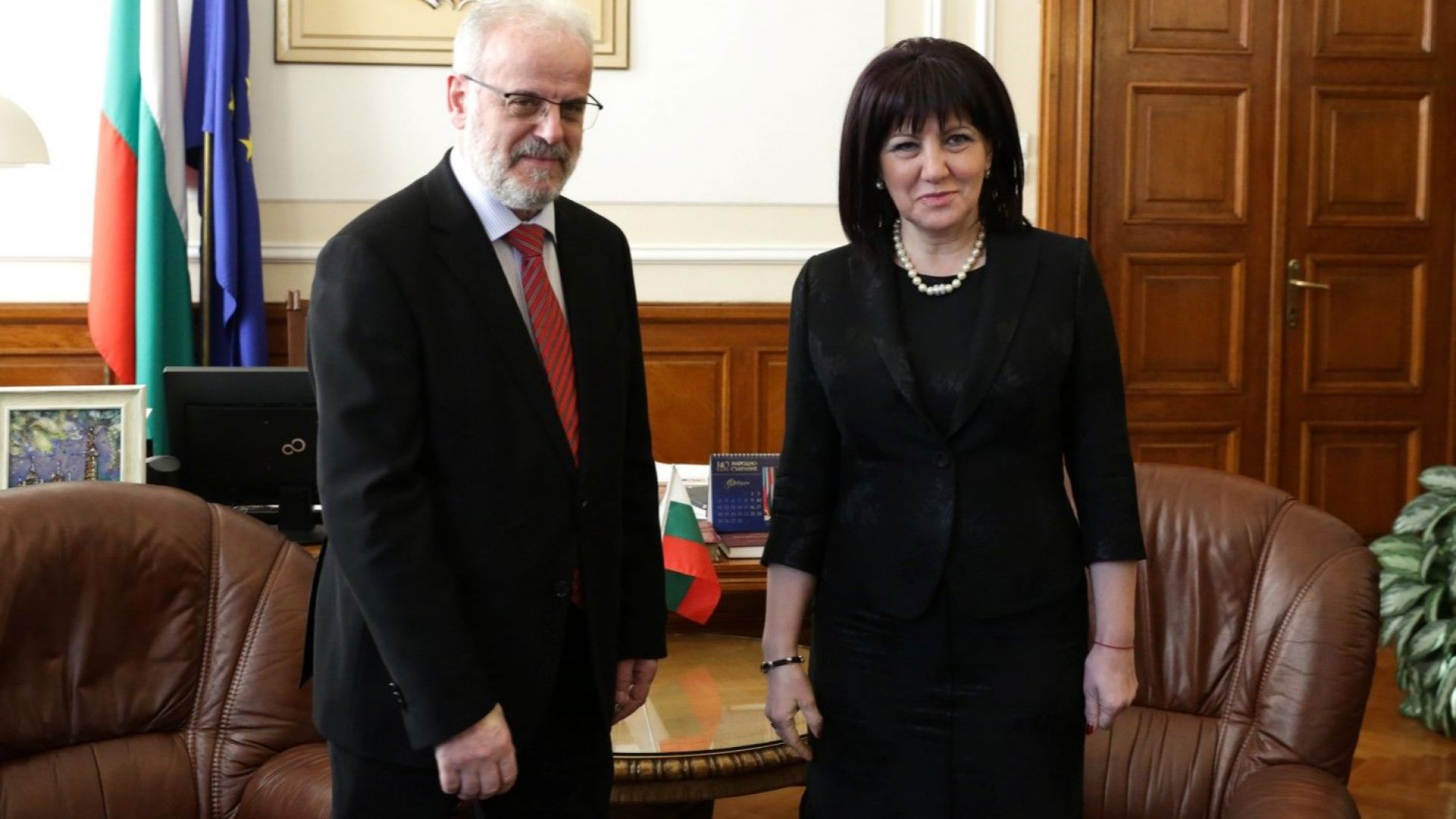 Единодушно със 140 гласа за парламентът ратифицира Протокола към Северноатлантическия