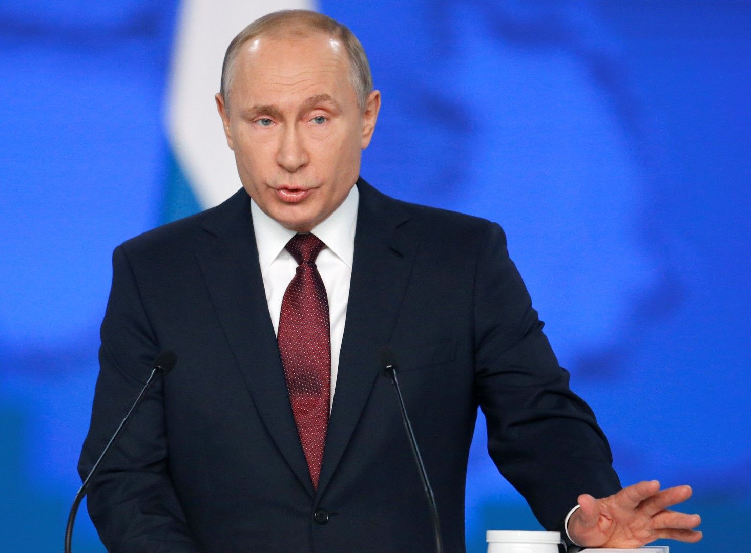 Желанието на руския президент Владимир Путин да скъса със зависимостта на долара предизвика истинска златна треска