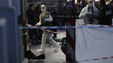 Нападателят в Марсилия бил психично болен (снимки)
