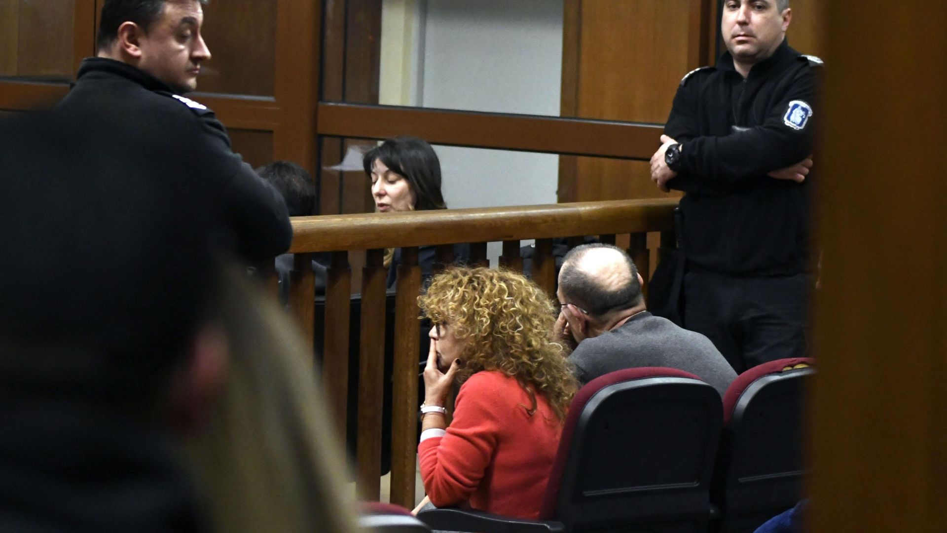 След няколко часа съдебно заседание спецсъдът пусна от ареста всички