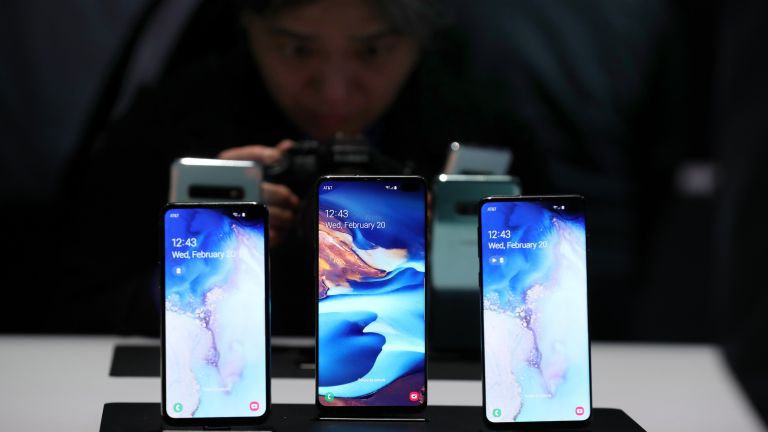 Samsung спира производството на мобилни телефони в Китай