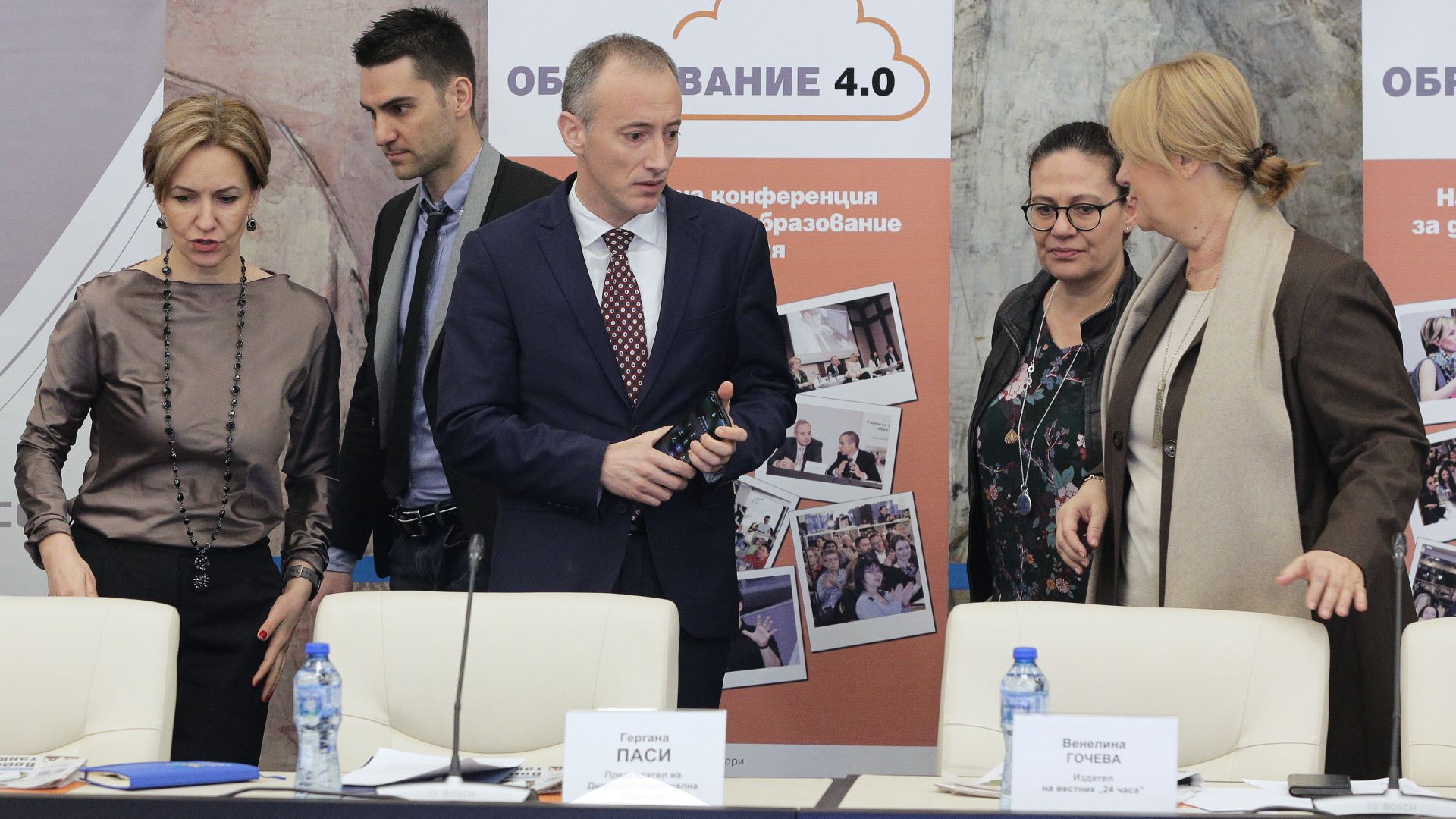 Инструментът SELFIE на Европейската комисия за дигитализацията в образованието съдържа