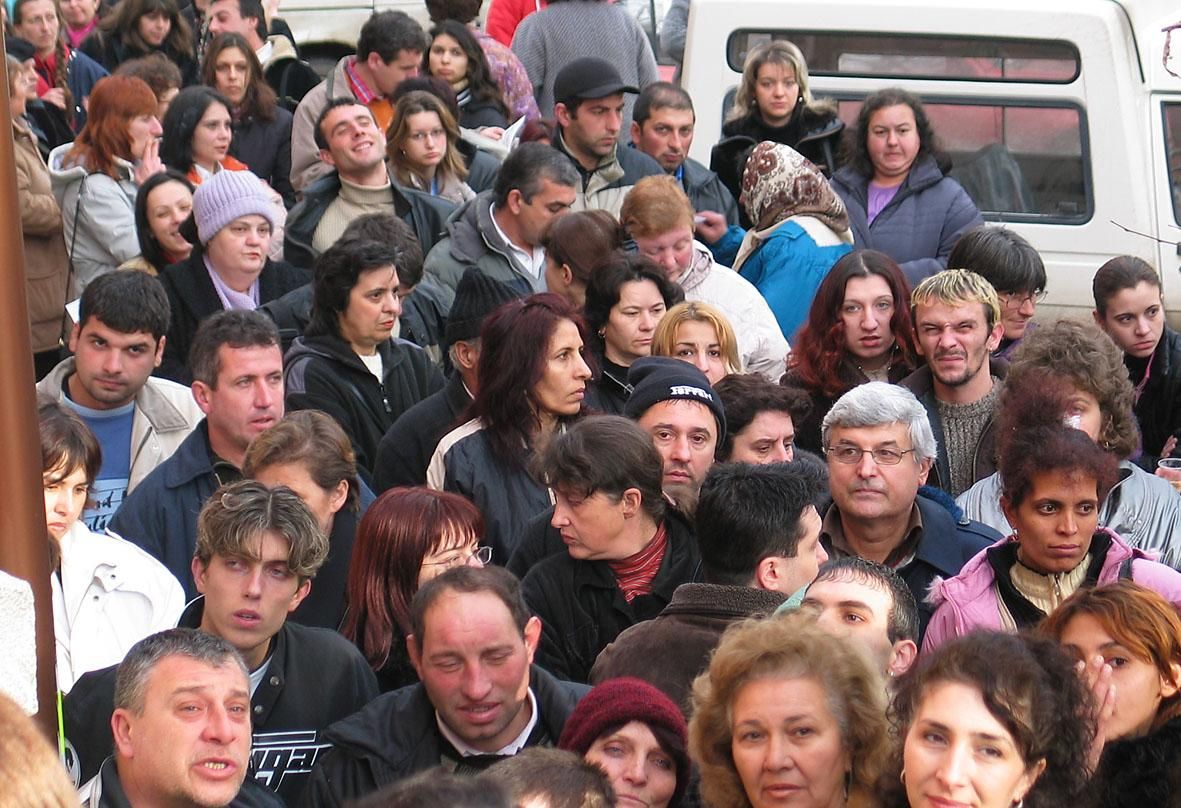Миграцията е големият демографски проблем на България, смята Цветарски