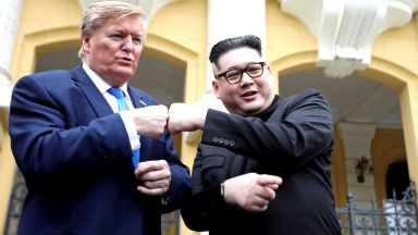  Двойниците на Ким Чен-ун и Тръмп дойдоха в Ханой 