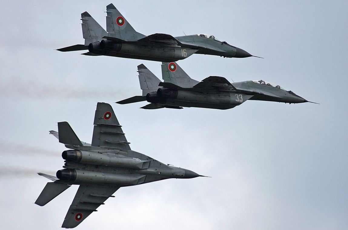 МиГ-29 от авио-акробатична група "Стрижи"
